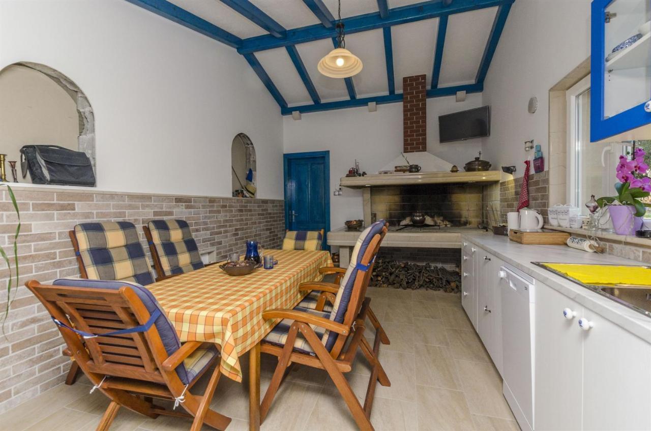 And Lea Apartman *