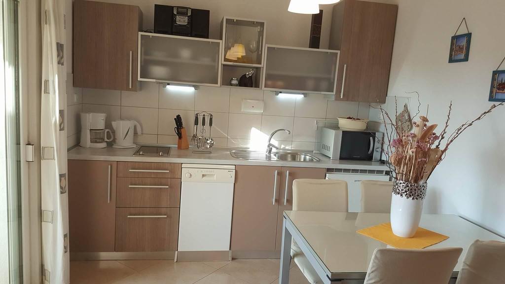 Apartman And Lea *