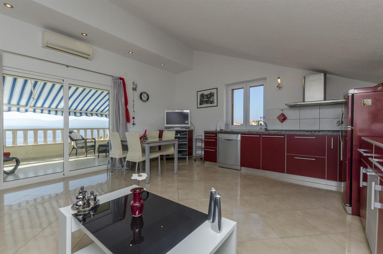 And Lea Apartment Bol