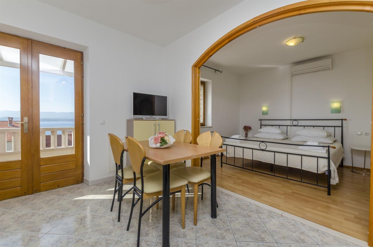 And Lea Apartment Bol