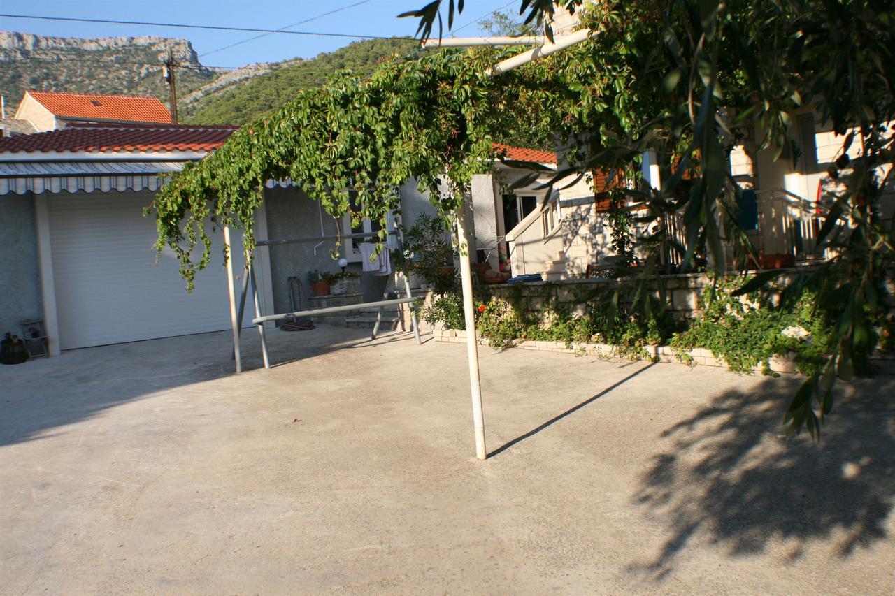 Apartment And Lea *